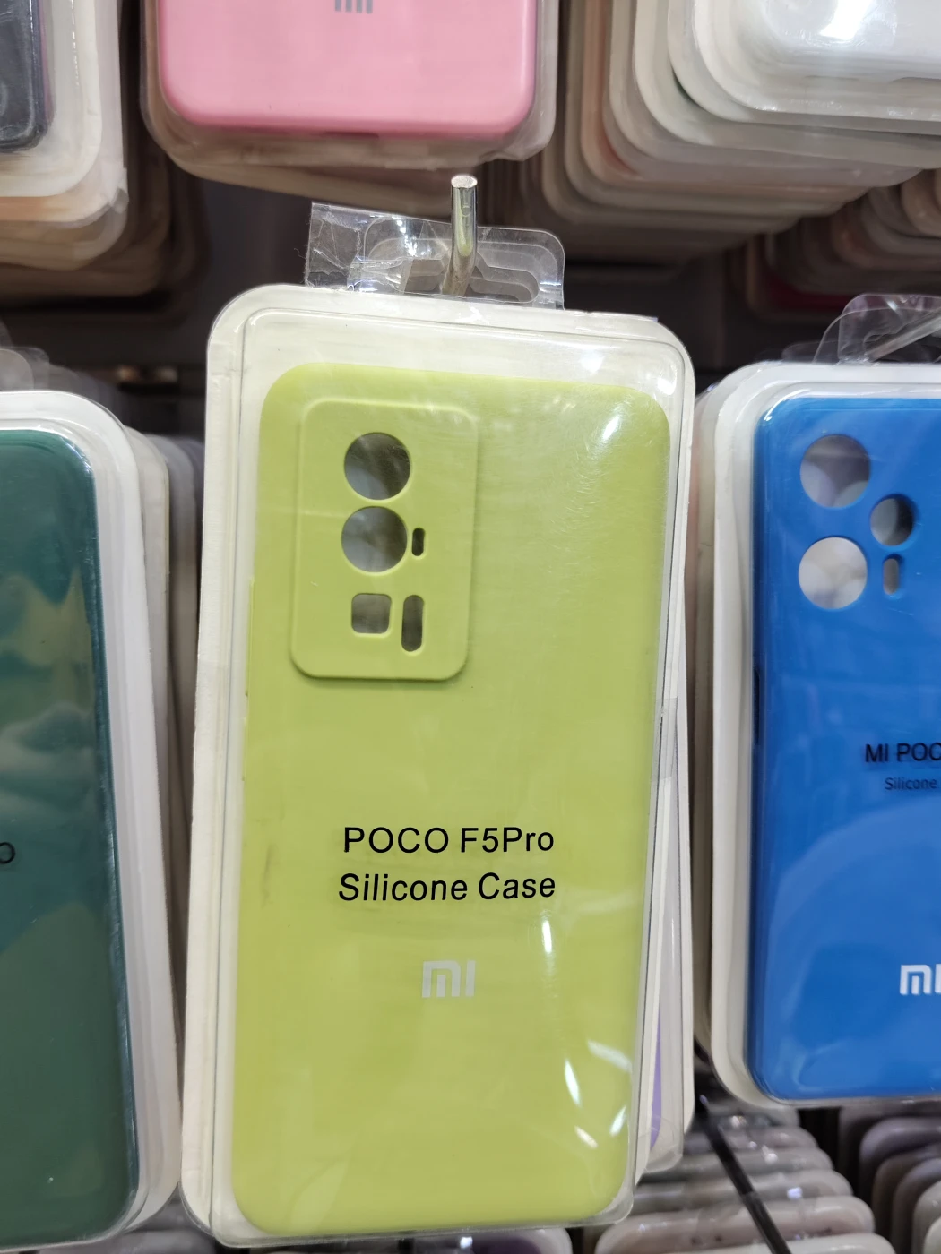 گارد سیلیکونی POCO F5pro